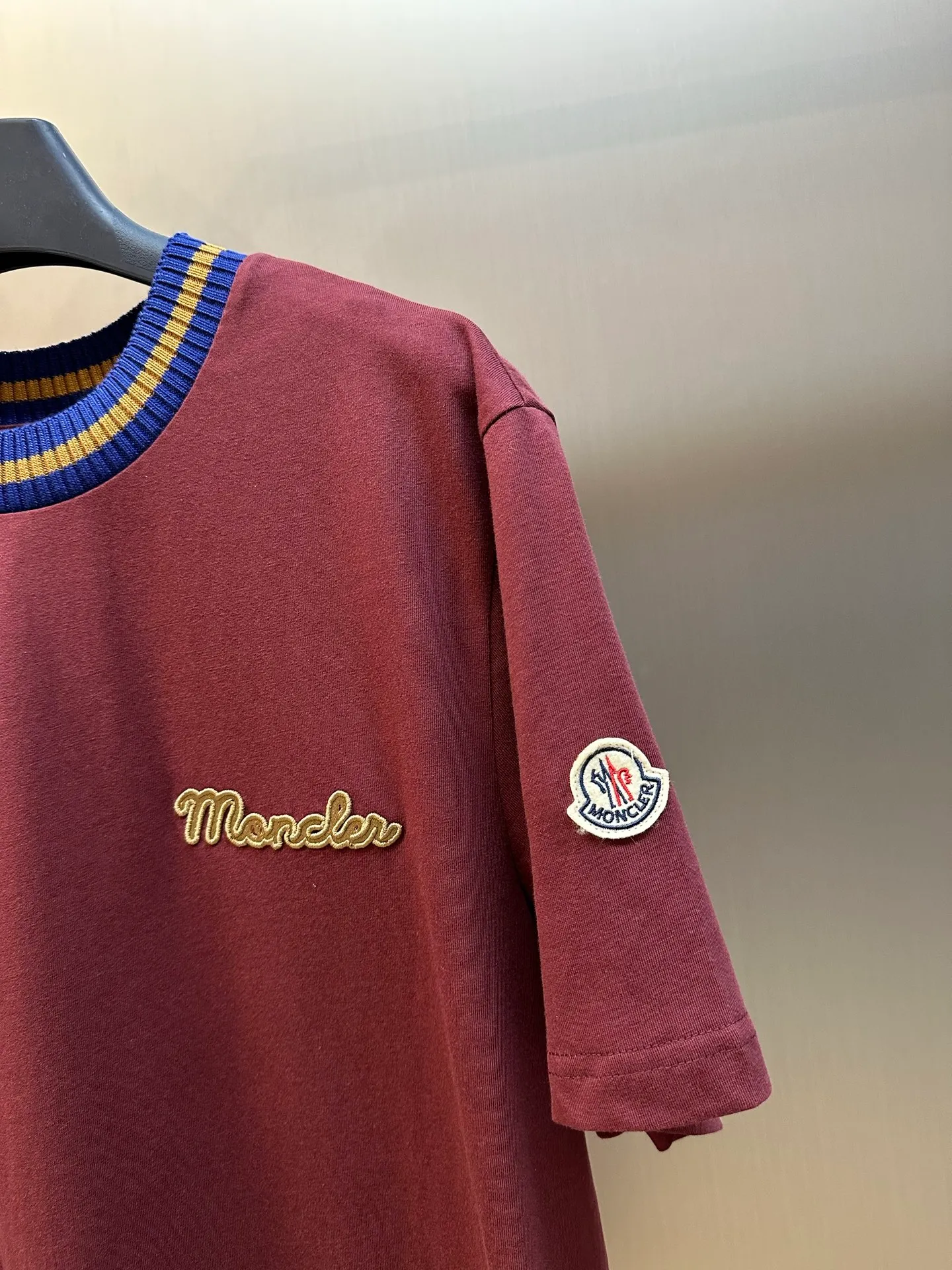 Moncler ， ， Moncler ， ， 。 ， ， Moncler 。 ， ， ， ， ， 。 size：s m l xl